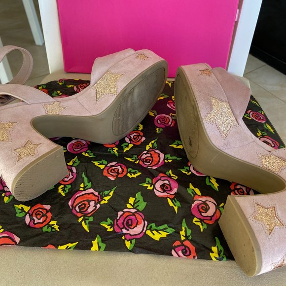 Betsey Johnson Taupe/Light Pinky Glitter Star High Heel Suede Women's Shoes US 8 - Picture 8 of 9